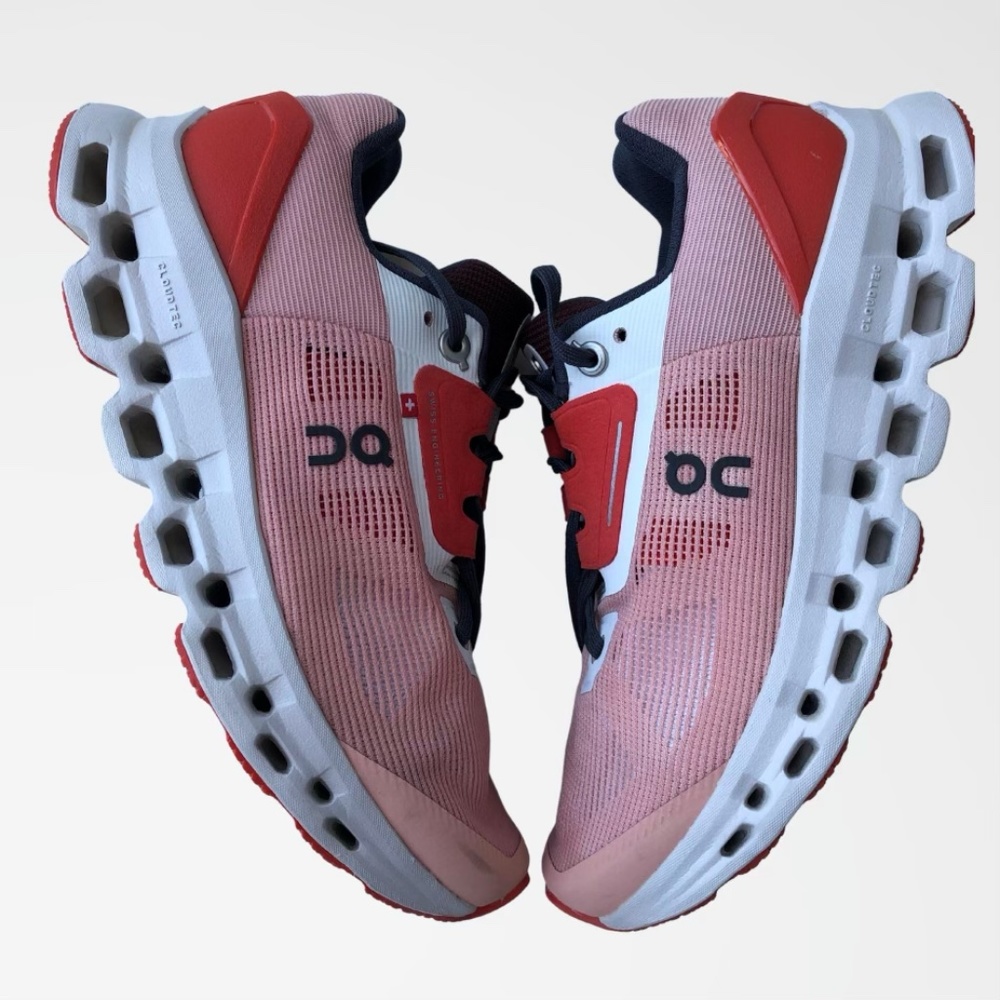 On Women's CloudStratus Road-Running Shoe - Lightly Worn